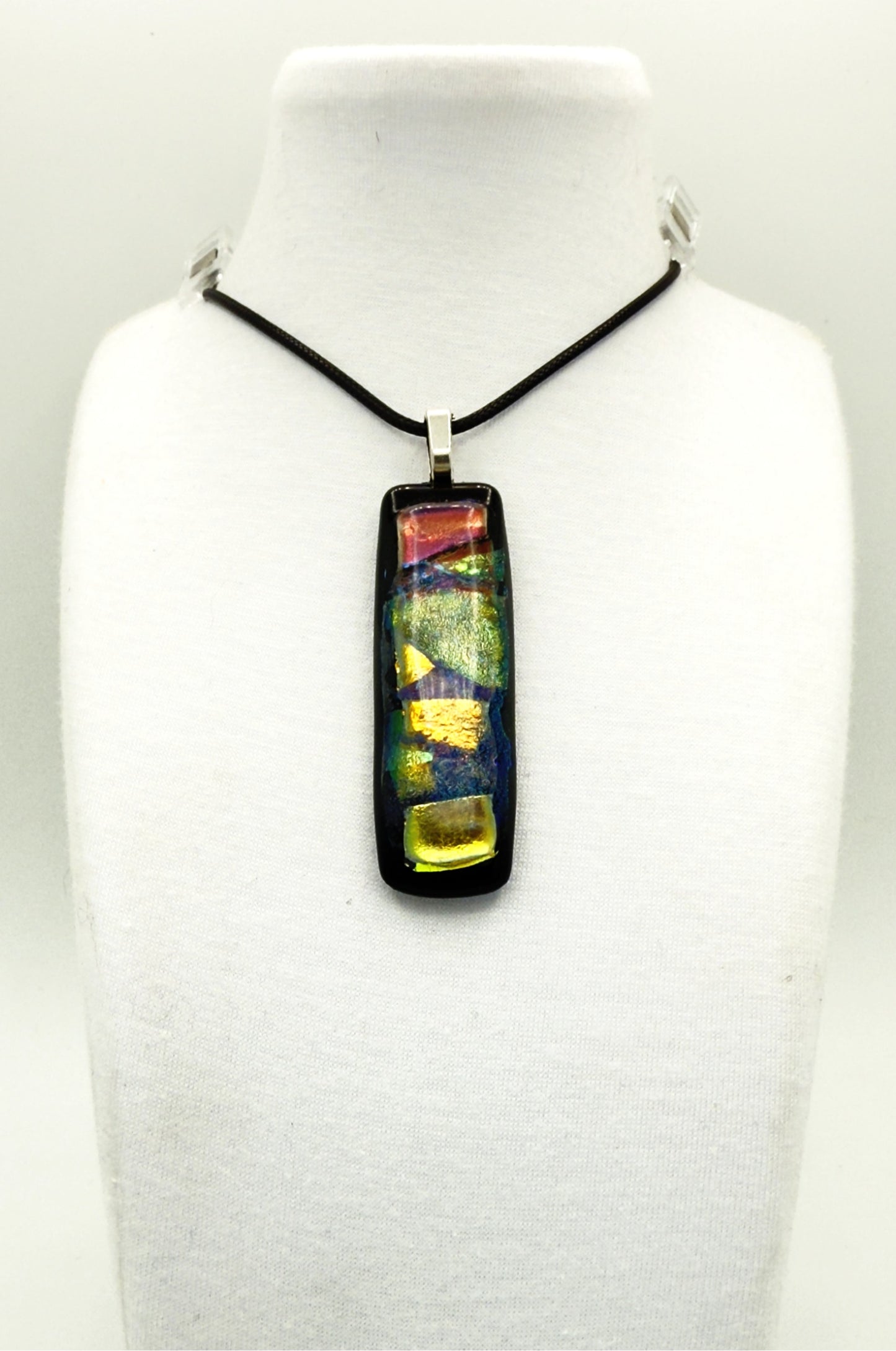Multiple Colored Spectrum Pendent