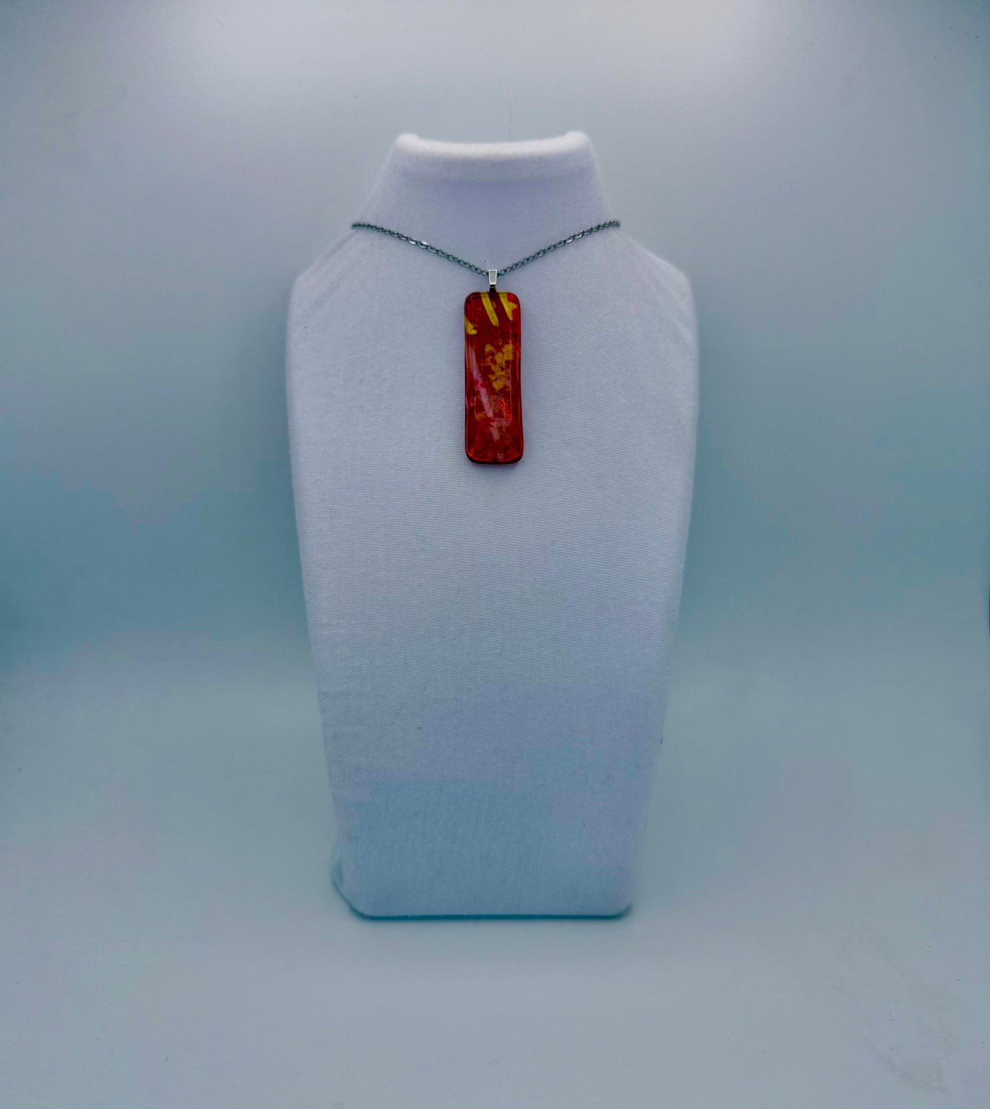 Red Spectrum glass pendant with firelight, yellow and red stringers