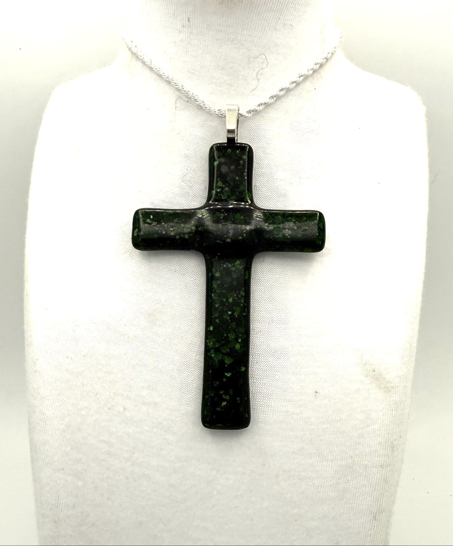 Dark Green with metal flake Spectrum  Divine Vouge Cross